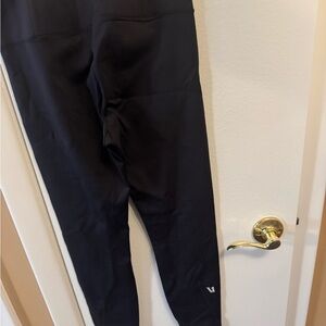 Stylish Black Leggings with Subtle Logo